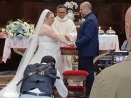 La Cerimonia Vista Dagli Amici